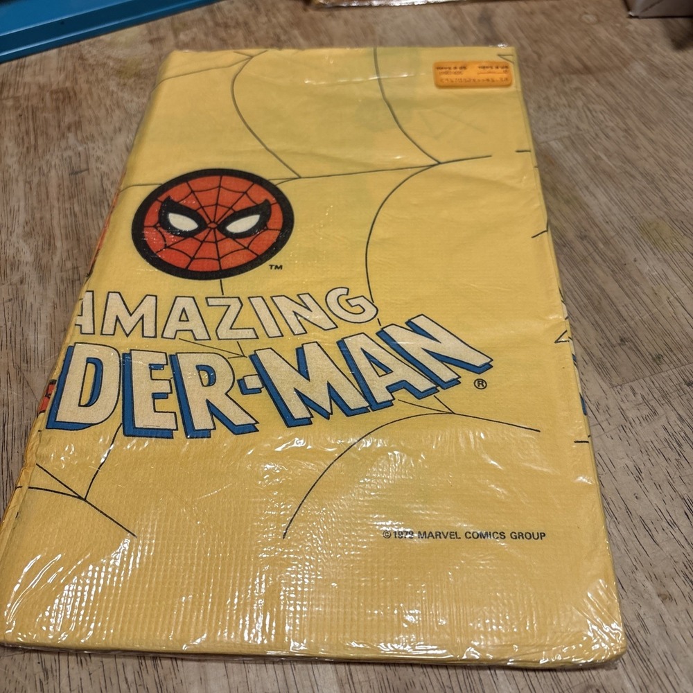 Vintage 1978 Marvel Comics Spiderman Birthday Paper Table Cover 52x96 NOS USA
